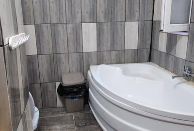 Apartament cu 4 camere decomandat în Central - 8