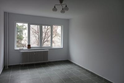 Apartament cu 3 camere semidecomandat în Nicolae Grigorescu