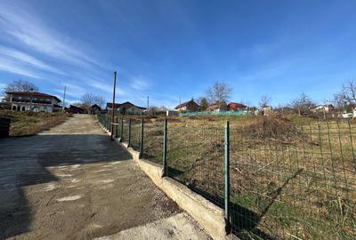 Teren Construcții intravilan de 600 mp, în Rediu - 3
