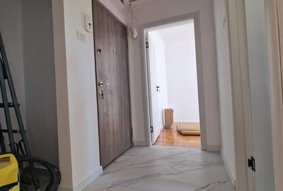 Tomis II (Spitalul Județean)- 3 camere, etaj 3, renovat, gaze, parcare, liber Tomis II (Spitalul Județean)- 3 camere, etaj 3, renovat, gaze, parcare, liber - 12