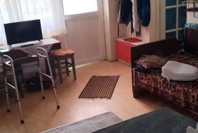 Casă cu 2 camere cu Teren 560 Mp în Morești - 1