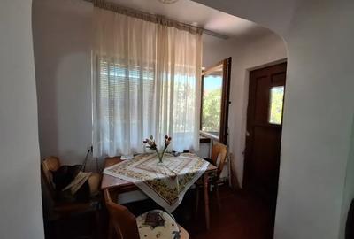 Casă spațioasă cu 6 camere și teren1000mp - Frumușani, DN4 - 6