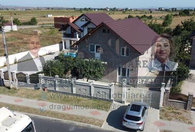 Vila Adjud/Vrancea/ Teren 728 mp