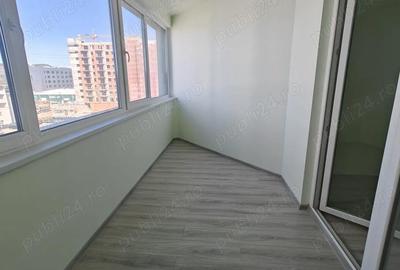 Apartament cu 3 camere semidecomandat în Florești