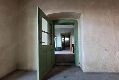 Casă cu 3 camere cu Teren 1470 Mp în Central - 6