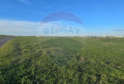 Teren de 2472 mp, în Aurel Vlaicu - 2
