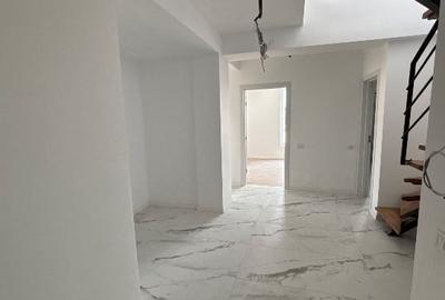 Apartament cu 3 camere decomandat în Dacia - 2