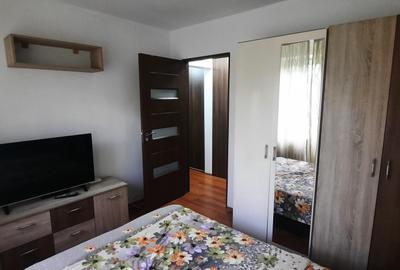 Apartament 2 camere piata resita - 4