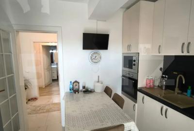 Apartament cu 3 camere decomandat în Central - 11