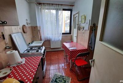Apartament cu 3 camere decomandat în Hipodrom - 3