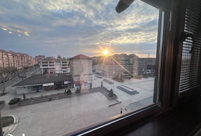 Apartament cu 3 camere decomandat în Central - 2