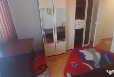 Apartament cu 3 camere decomandat în Central - 2