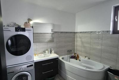 Casă cu 3 camere cu Teren 350 Mp în Central - 5