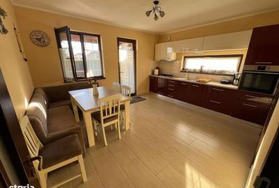 Casă cu 3 camere cu Teren 305 Mp în Bujac - 1