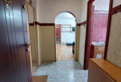 Apartament cu 2 camere semidecomandat, mobilat în Titan - 2