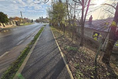 Casă cu Teren 900 Mp în Central