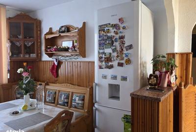 Apartament cu 3 camere în Central - 1