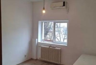 Garsonieră decomandată în Ștefan cel Mare