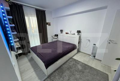 Apartament de vanzare, cu 3 camere, 80 mp, zona Sud - 2