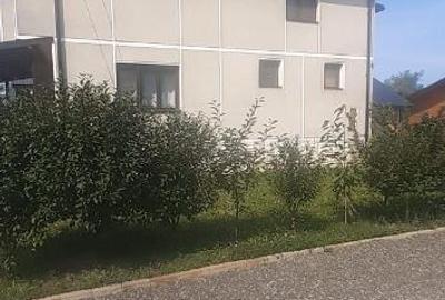 Sat Sasar, casa , 23 ari teren - 1