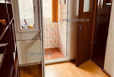 Apartament cu 2 camere decomandat, mobilat în Apărătorii Patriei