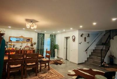 Casă cu 4 camere cu Teren 294 Mp în Central - 11