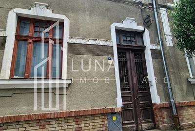 Casă cu 3 camere în Central - 11