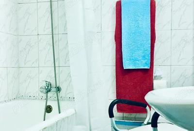 Ofer spre inchiriere garsoniera Pia?a Norilor, Sector 4 - 10