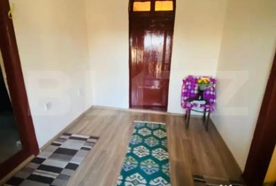 Casă cu 4 camere cu Teren 2753 Mp în Central