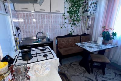 Apartament 3 camere - Tomis Nord - 110.000 euro negociabil  (Cod E11) - 8