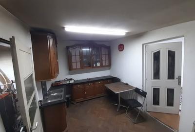 Casă cu 6 camere în Bălăceanca - 3