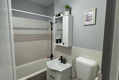 Apartament cu 2 camere semidecomandat, mobilat în 1 Mai - 7