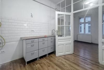 Apartament cu 3 camere nedecomandat, mobilat în Brașovul Vechi - 2