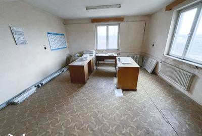 Spațiu comercial, de 2,272 mp, în Central - 5