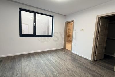 Casă individuală cu 5 camere cu Canalizare în Central - 11