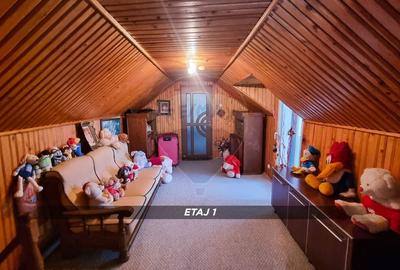 Casă cu 10 camere cu Teren 750 Mp în Central - 43