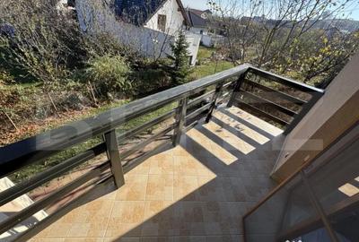 Casă cu 6 camere cu Teren 643 Mp în Cetate - 2