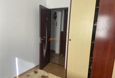 Apartament 3 camere , zona cartier Sud , 52 mp , imbunatatit - 2