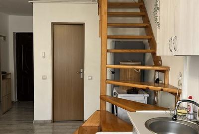 Apartament cu 2 camere în Apărătorii Patriei