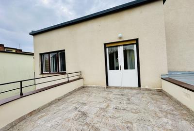 Apartament cu 3 camere semidecomandat, mobilat în Andrei Mureșanu - 9