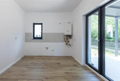 Casă individuală cu 3 camere cu Teren 400 Mp în 9 Mai - 10