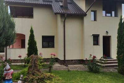 Casă cu 4 camere în Cătămărești - 1