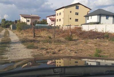 Teren de 850 mp, în Domnești