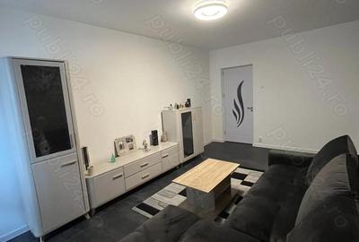 Apartament cu 2 camere decomandat în Alexandru Obregia