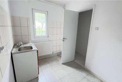 Apartament 2 camere, balcon , boxa, Gemenii - 5