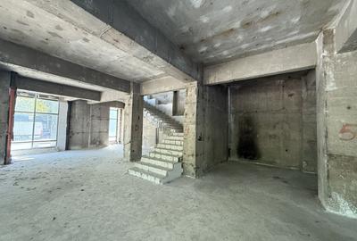 Spațiu comercial, de 709 mp, în Unirii - 1