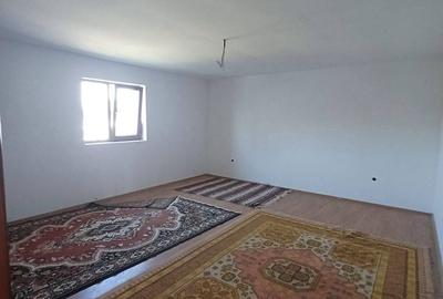 Casă cu 4 camere cu Teren 1130 Mp în Central - 17