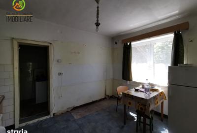 Casă cu 4 camere cu Teren 1978 Mp în Acățari - 4