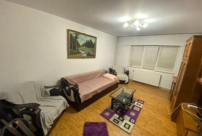 Apartament cu 2 camere decomandat în Central - 2