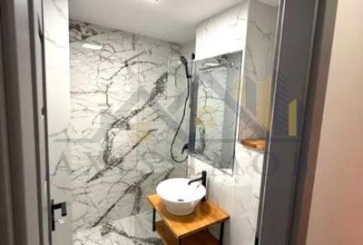 Garsonieră semidecomandată în Micro 3